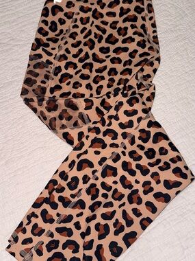 Fabletics Leopard Print Leggings in Tan, Brown & Black